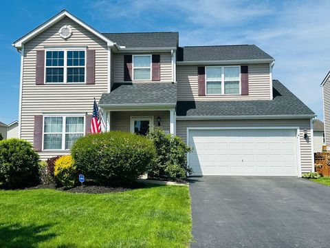 Photo of 227 Spinosa Street, Reynoldsburg, OH 43068 (MLS # 225040378)