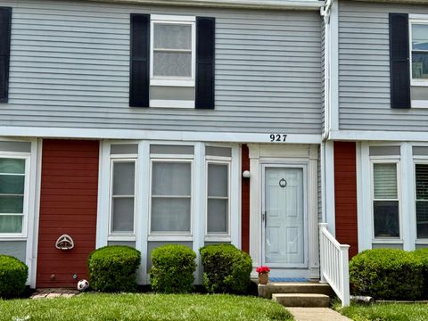 Photo of 927 Annagladys Drive W3 #W3, Columbus, OH 43085 (MLS # 226018977)