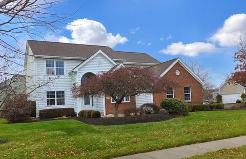Photo of 6110 Parkmeadow Lane, Hilliard, OH 43026 (MLS # 225038150)