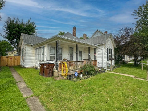 Photo for 461 W 2nd Street