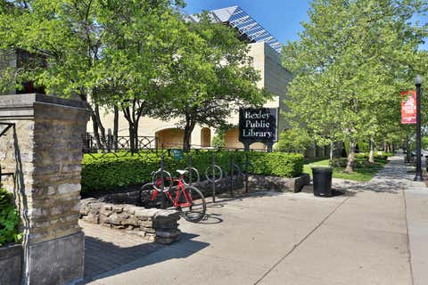 Tiny photo for 664 Euclaire Avenue, Columbus, OH 43209 (MLS # 226029448)