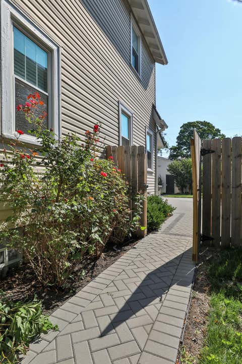 Tiny photo for 664 Euclaire Avenue, Columbus, OH 43209 (MLS # 226029448)