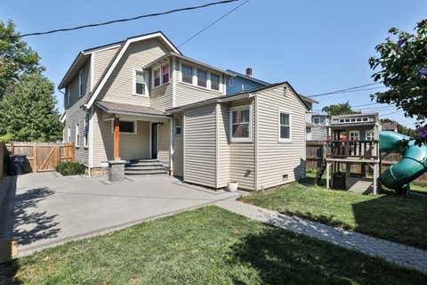 Tiny photo for 664 Euclaire Avenue, Columbus, OH 43209 (MLS # 226029448)