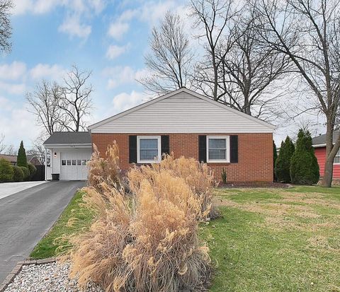 Photo of 463 Darbyhurst Road, Columbus, OH 43228 (MLS # 226007665)