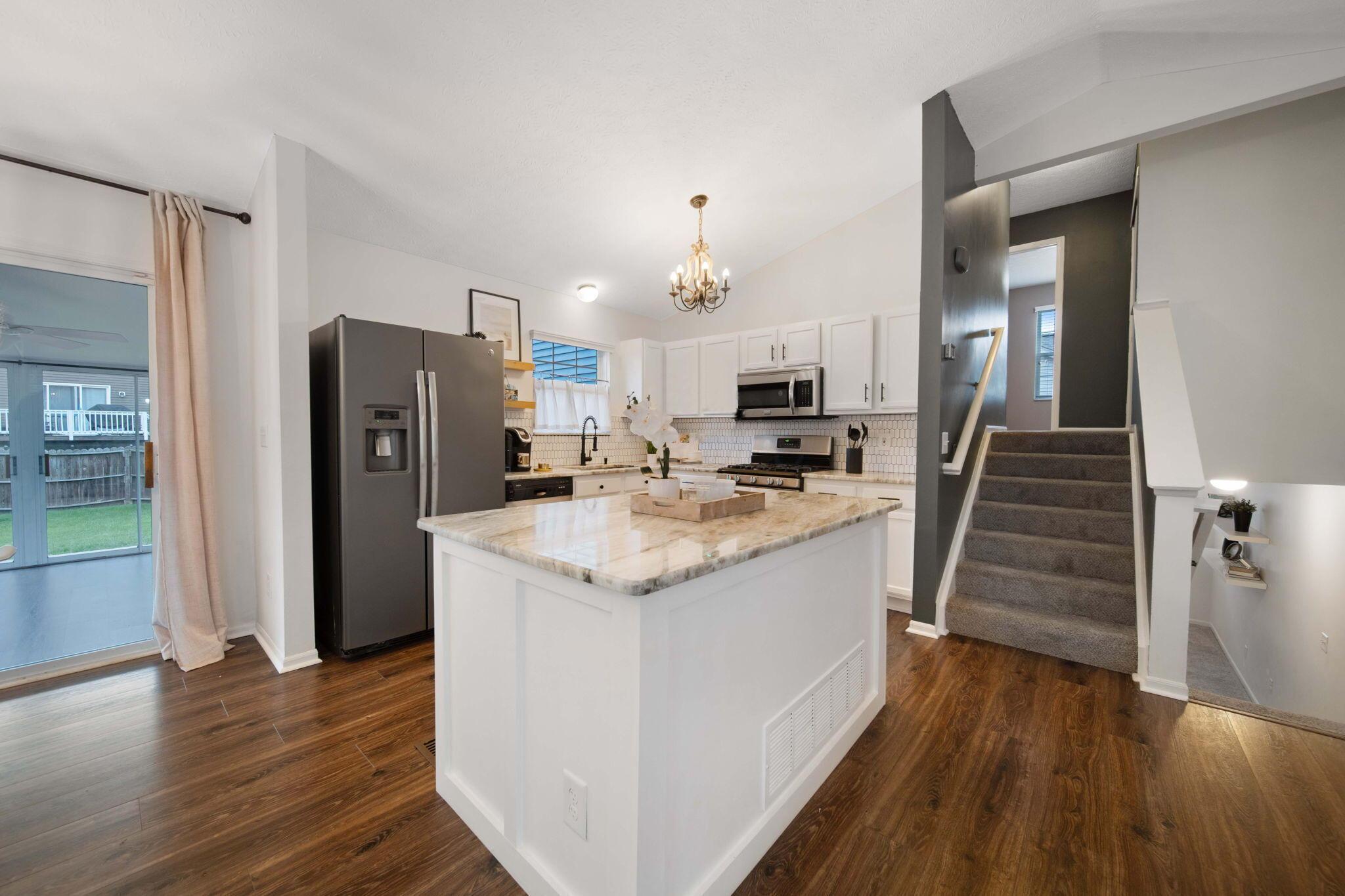 2725 Westrock Drive, Hilliard, Ohio image 18