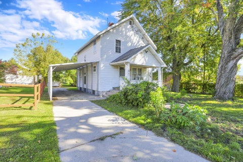 Photo of 192 Heath Road, Heath, OH 43056 (MLS # 226038836)