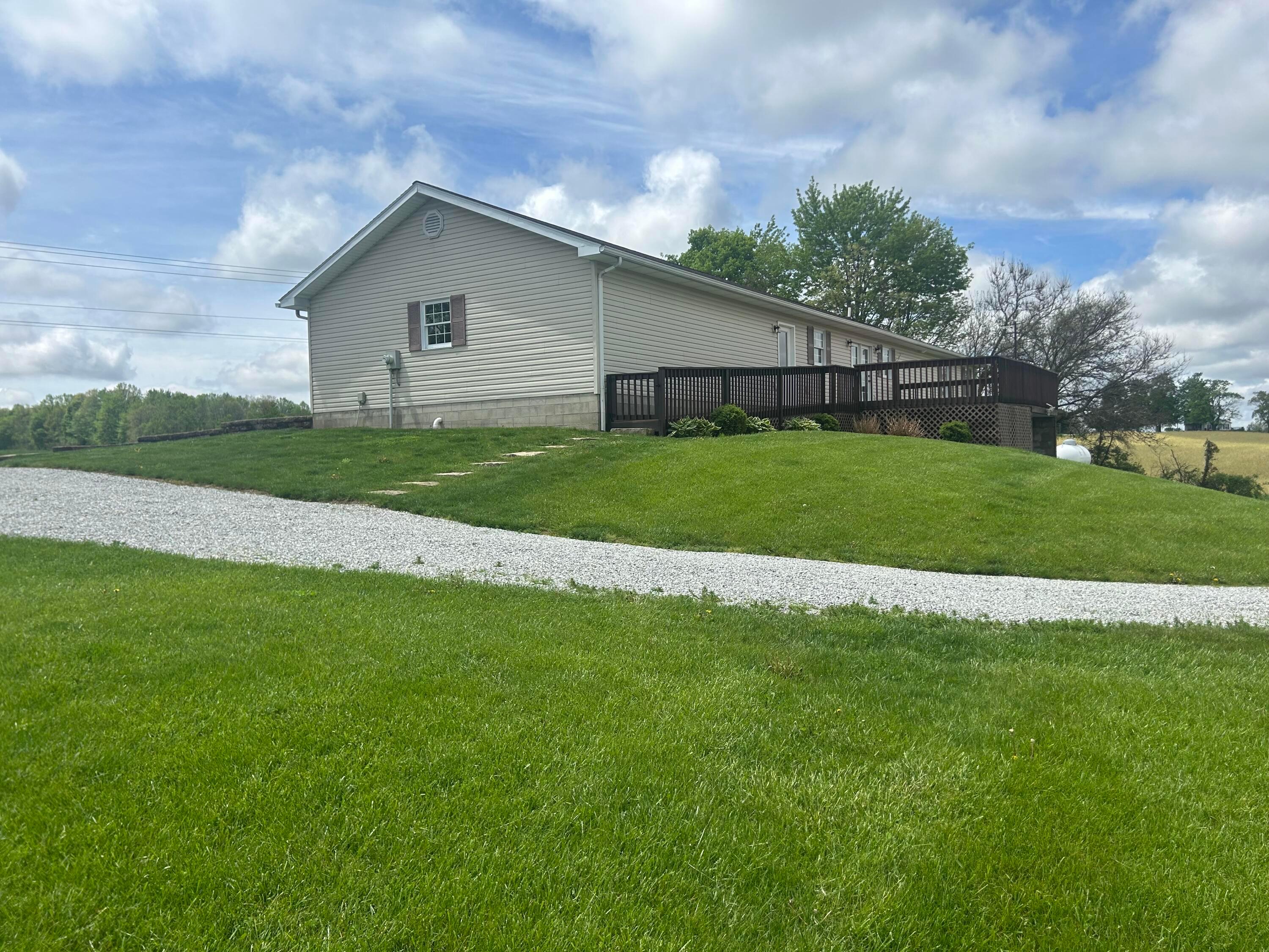 7151 County  199 Road, Centerburg, Ohio image 5