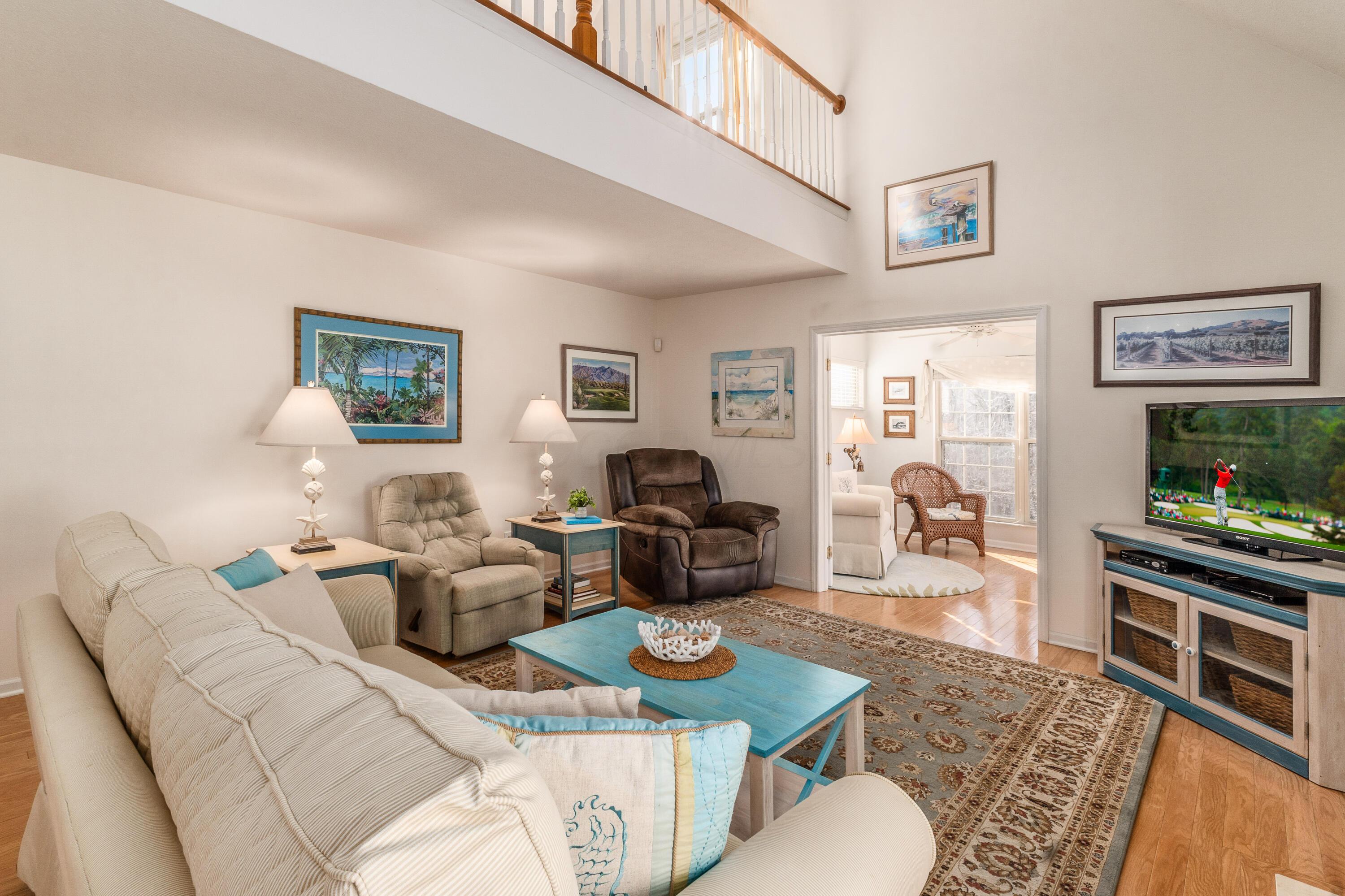 557 Village Green Loop, Westerville, Ohio image 19