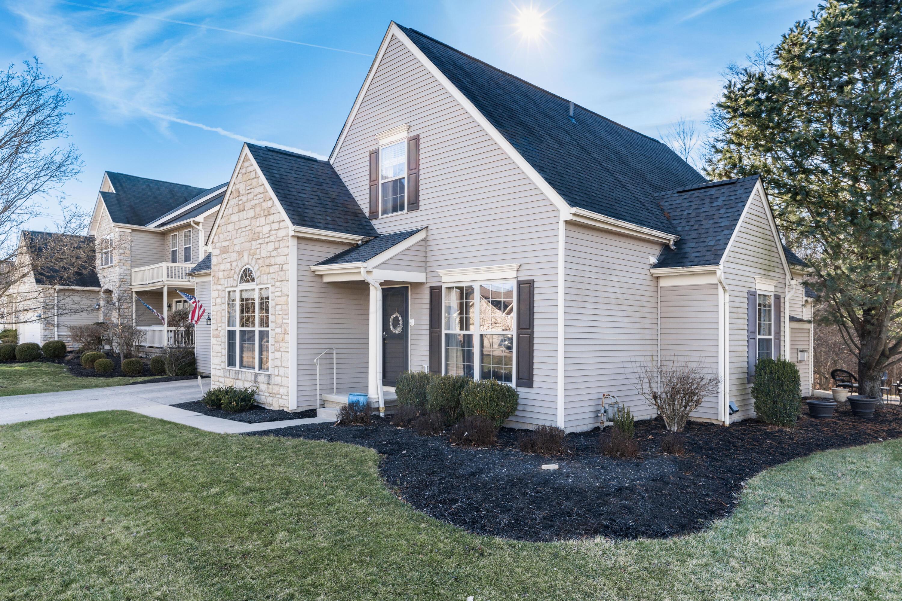 557 Village Green Loop, Westerville, Ohio image 2
