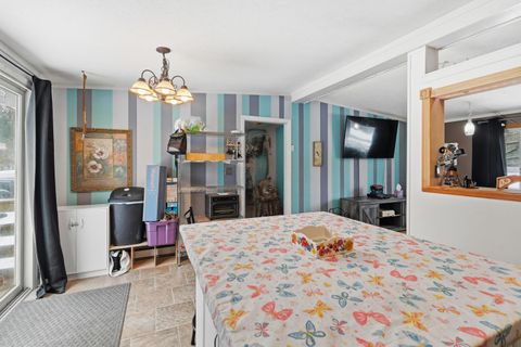 Tiny photo for 401 Marcus Street, Mansfield, OH 44903 (MLS # 225045376)