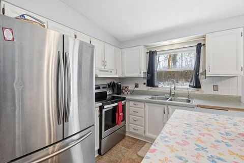 Tiny photo for 401 Marcus Street, Mansfield, OH 44903 (MLS # 225045376)