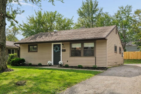 Photo of 2341 Dawnlight Avenue, Columbus, OH 43211 (MLS # 226035905)