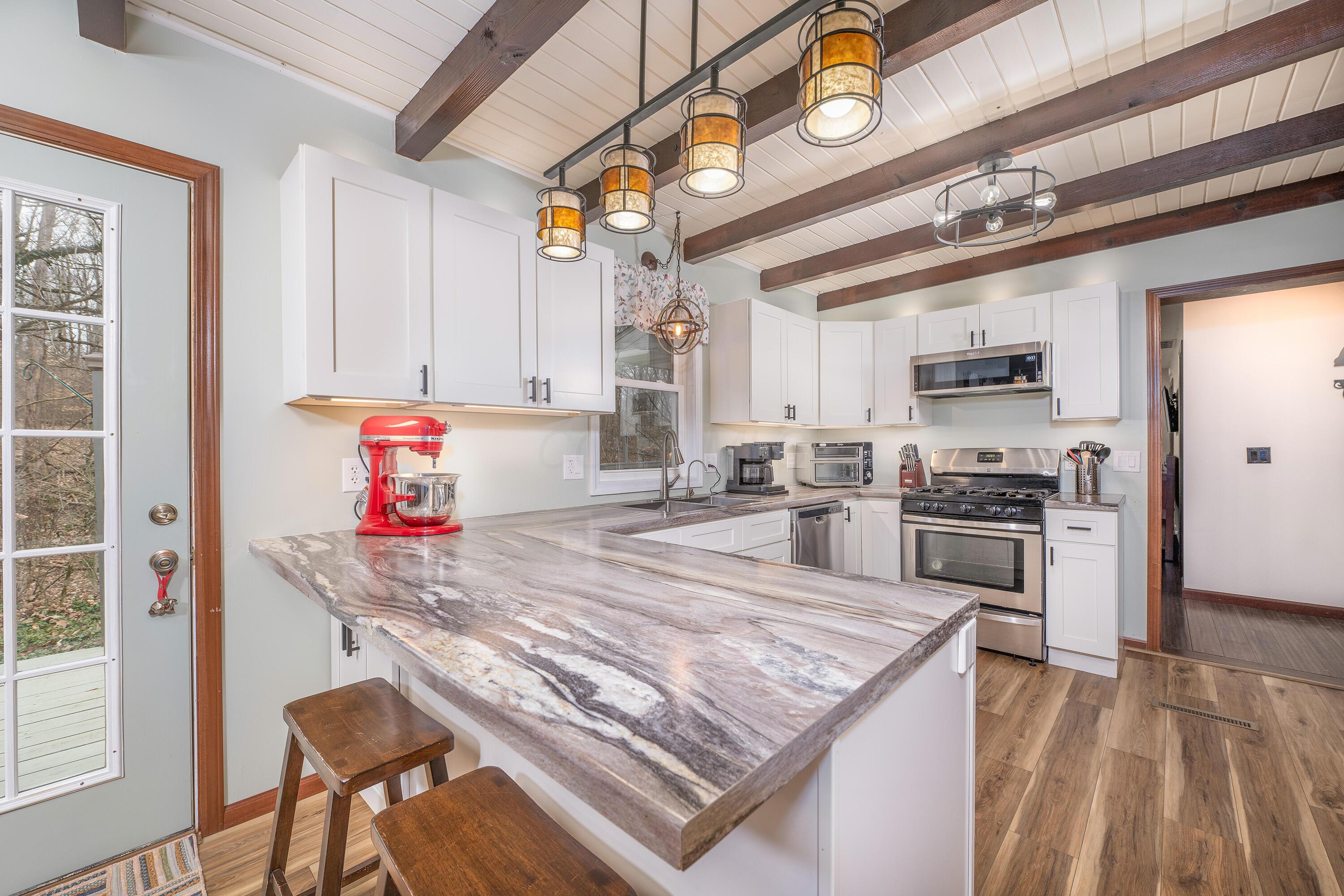 20860 Newcastle Road, Gambier, Ohio image 12