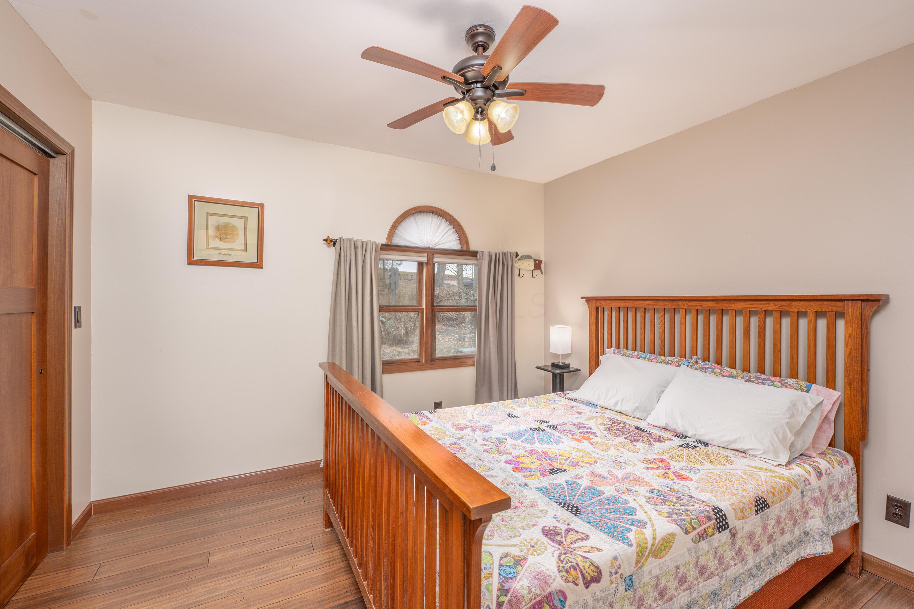 20860 Newcastle Road, Gambier, Ohio image 20