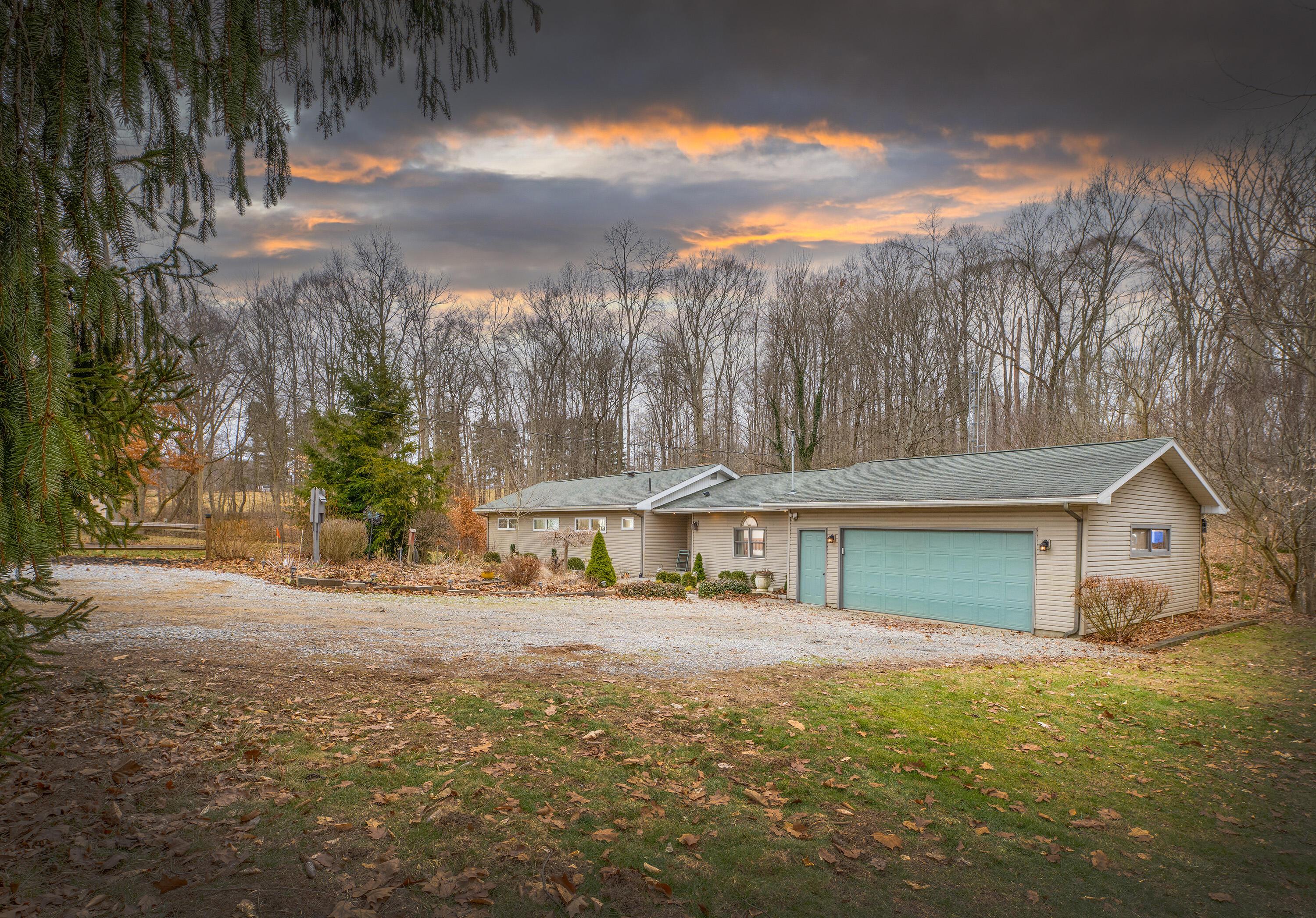 20860 Newcastle Road, Gambier, Ohio image 1