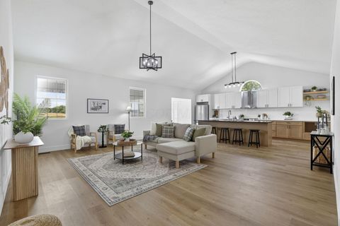 Photo of 18235 State Route 104, Circleville, OH 43113 (MLS # 226013702)