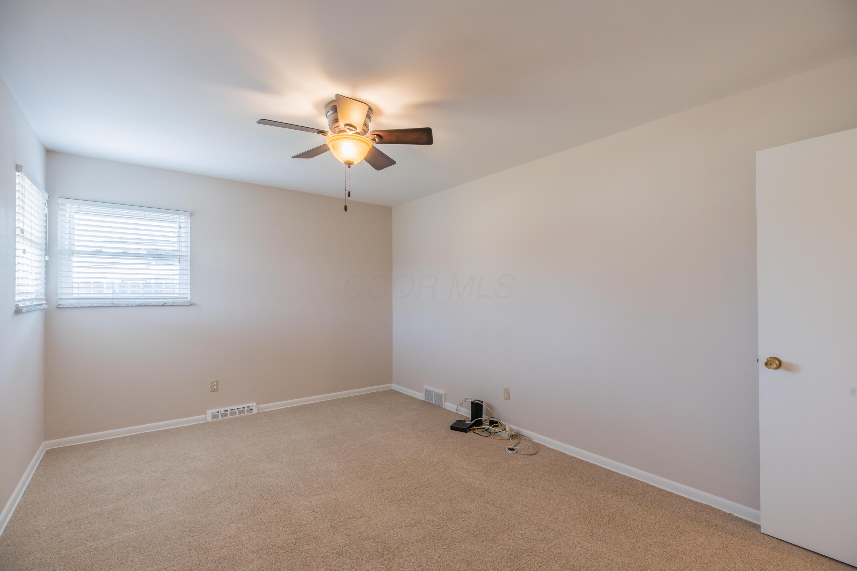 4351 Joyce Road, Grove City, Ohio image 22