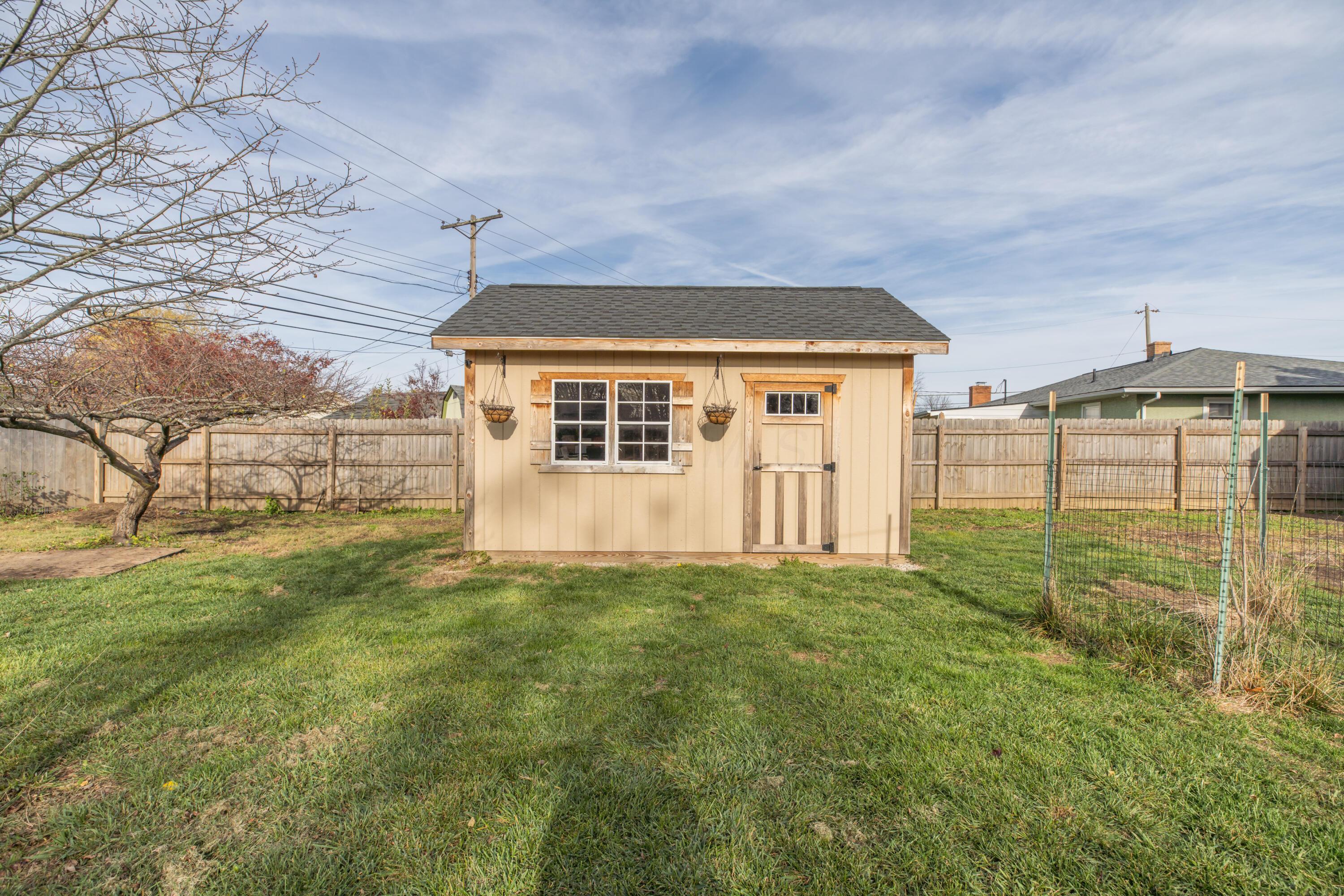 4351 Joyce Road, Grove City, Ohio image 6