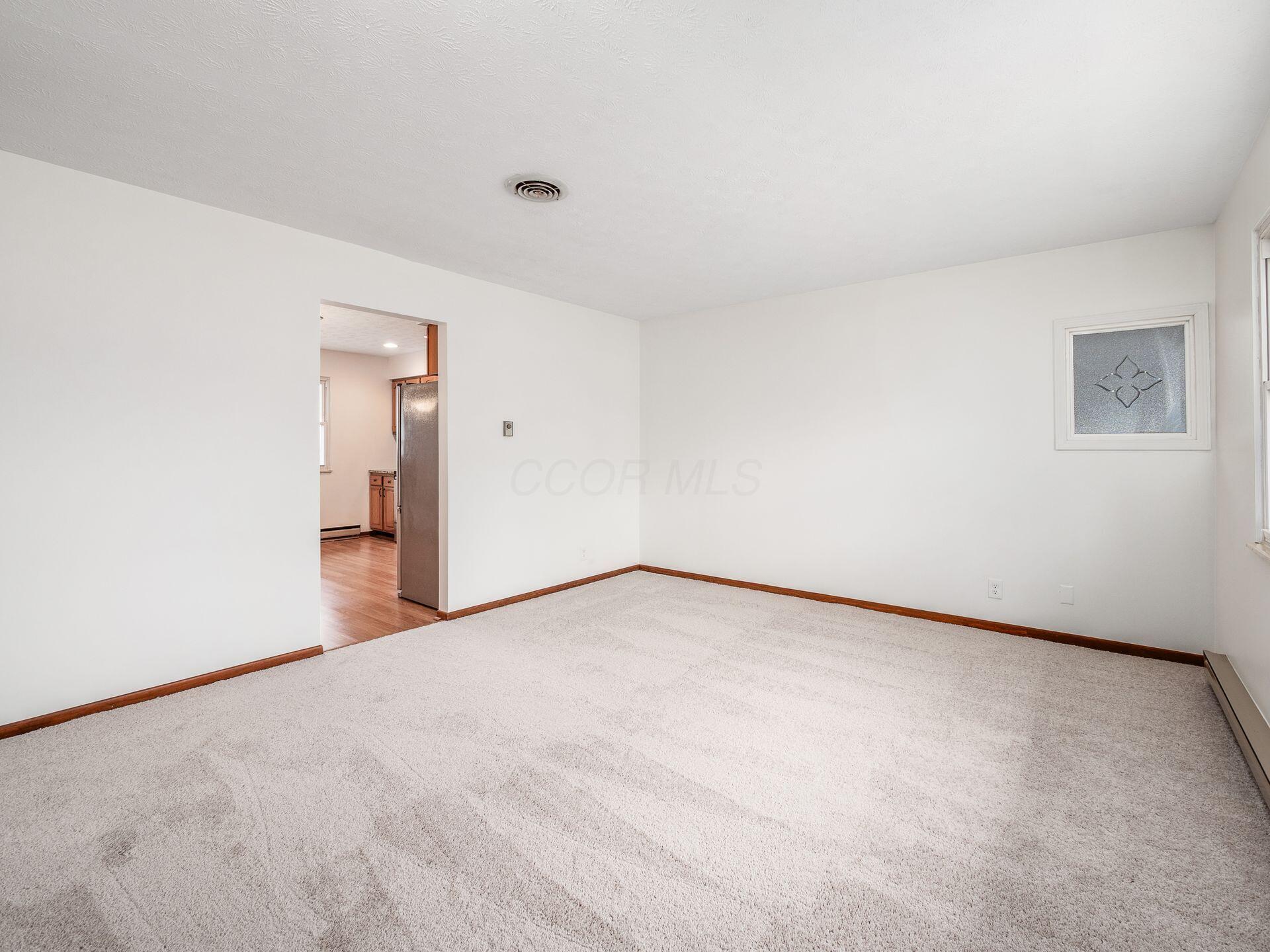 554 Wagon Wheel Lane, Marysville, Ohio image 4