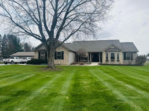 Photo of 65 Dorsey Mill Road E, Heath, OH 43056 (MLS # 226009655)