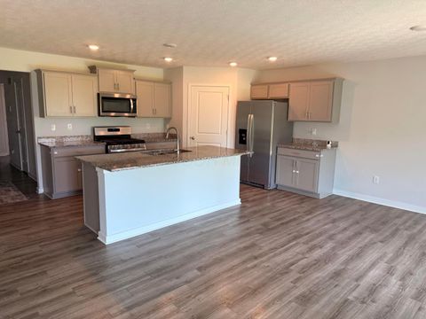 Tiny photo for 3040 Wyntree Drive, Columbus, OH 43232 (MLS # 226017588)