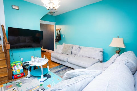 Tiny photo for 383 W Hubbard Avenue, Columbus, OH 43215 (MLS # 226037962)