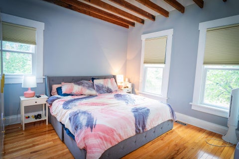 Tiny photo for 383 W Hubbard Avenue, Columbus, OH 43215 (MLS # 226037962)