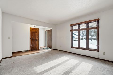 Tiny photo for 6784 Heathview Street, Columbus, OH 43085 (MLS # 226001806)