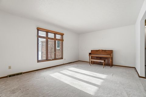 Tiny photo for 6784 Heathview Street, Columbus, OH 43085 (MLS # 226001806)