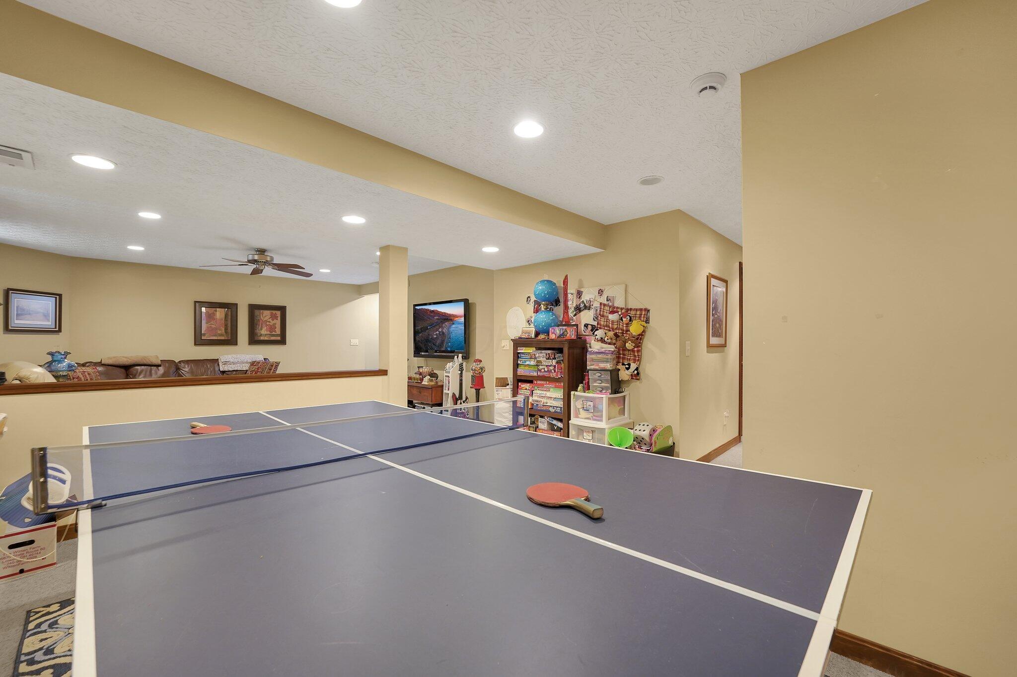 111 Beech Drive, Delaware, Ohio image 23