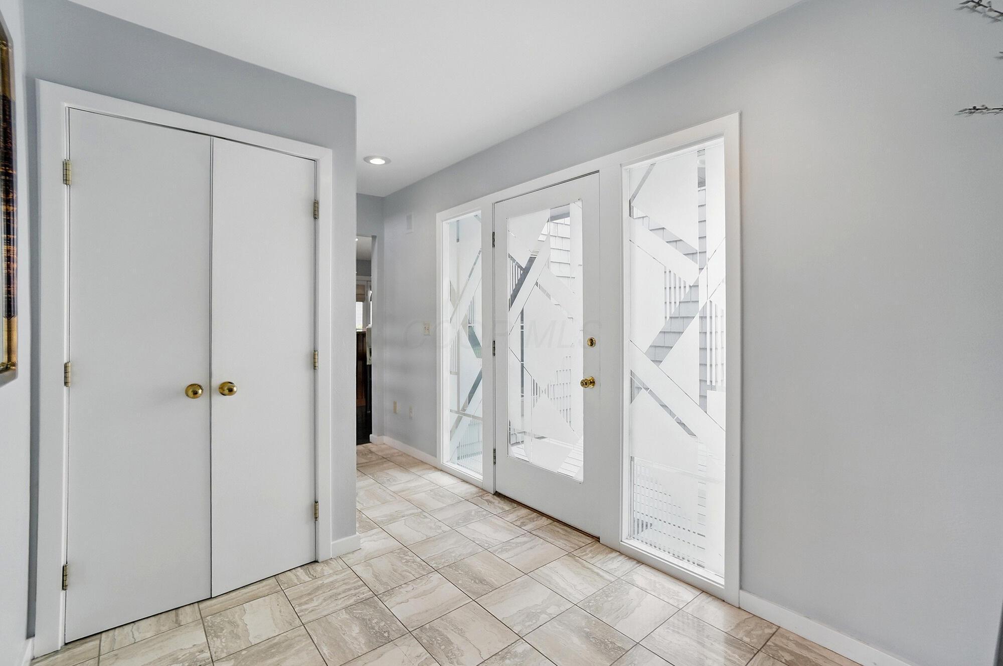 5529 Aryshire Drive, Dublin, Ohio image 13