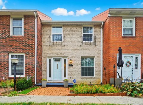 Photo of 2334 Hardesty Court I5 #I5, Columbus, OH 43204 (MLS # 225040148)