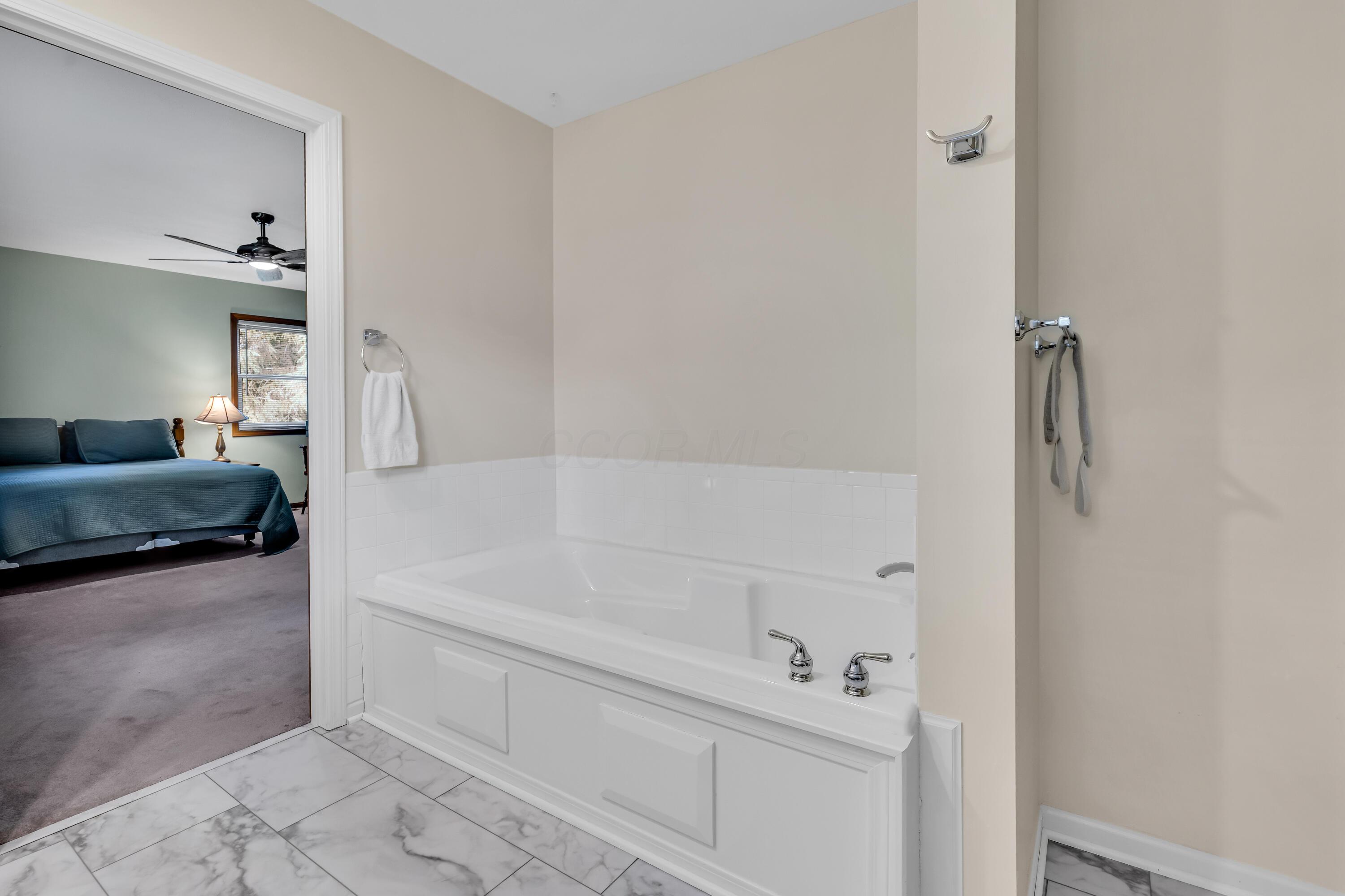 3753 Homer Road, Utica, Ohio image 16