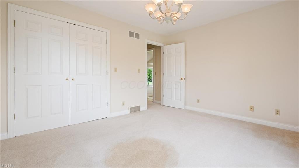 5365 Pine Valley Drive, Zanesville, Ohio image 19