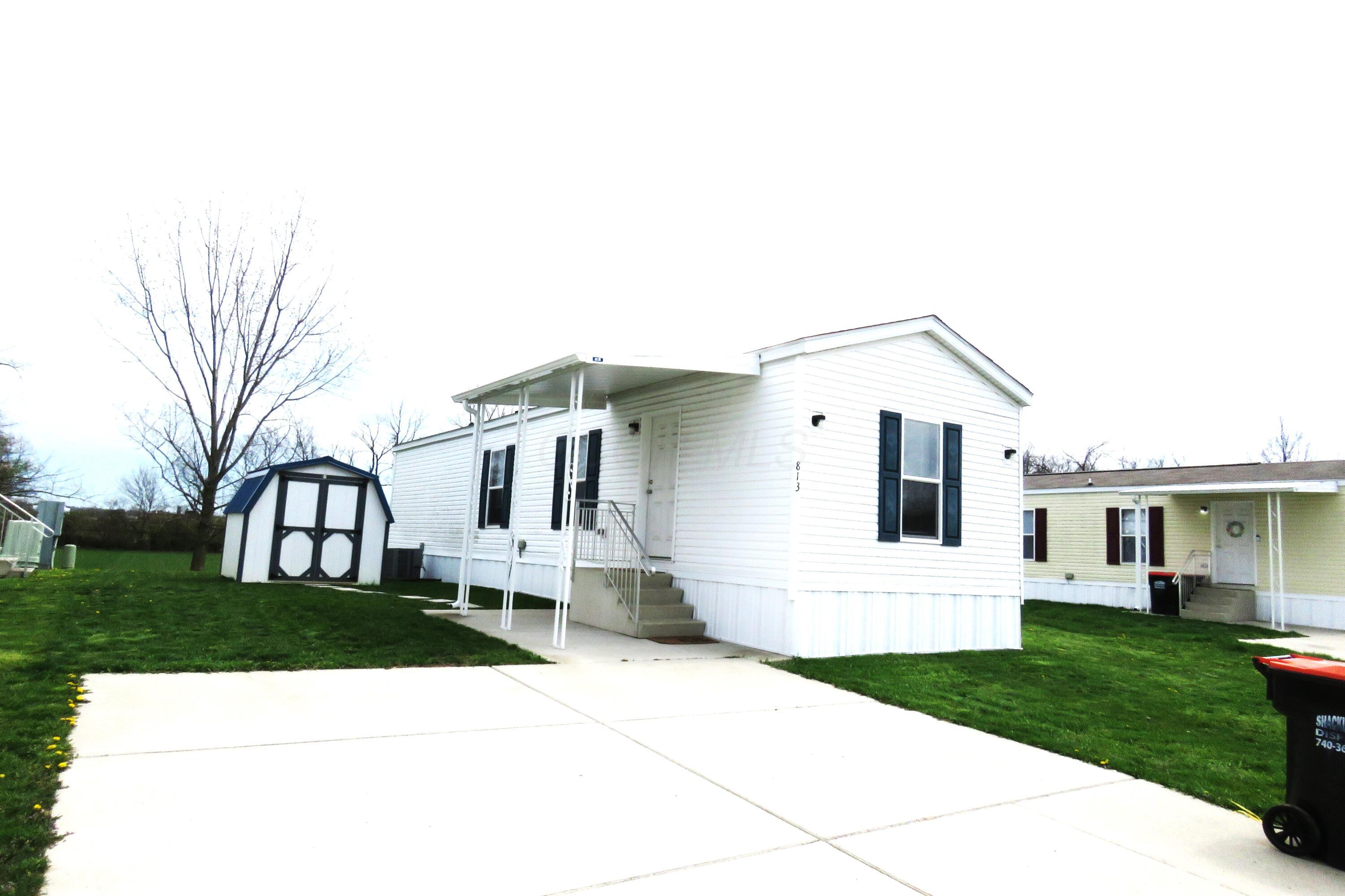 1100 Thornwood Road #813, Heath, Ohio image 1