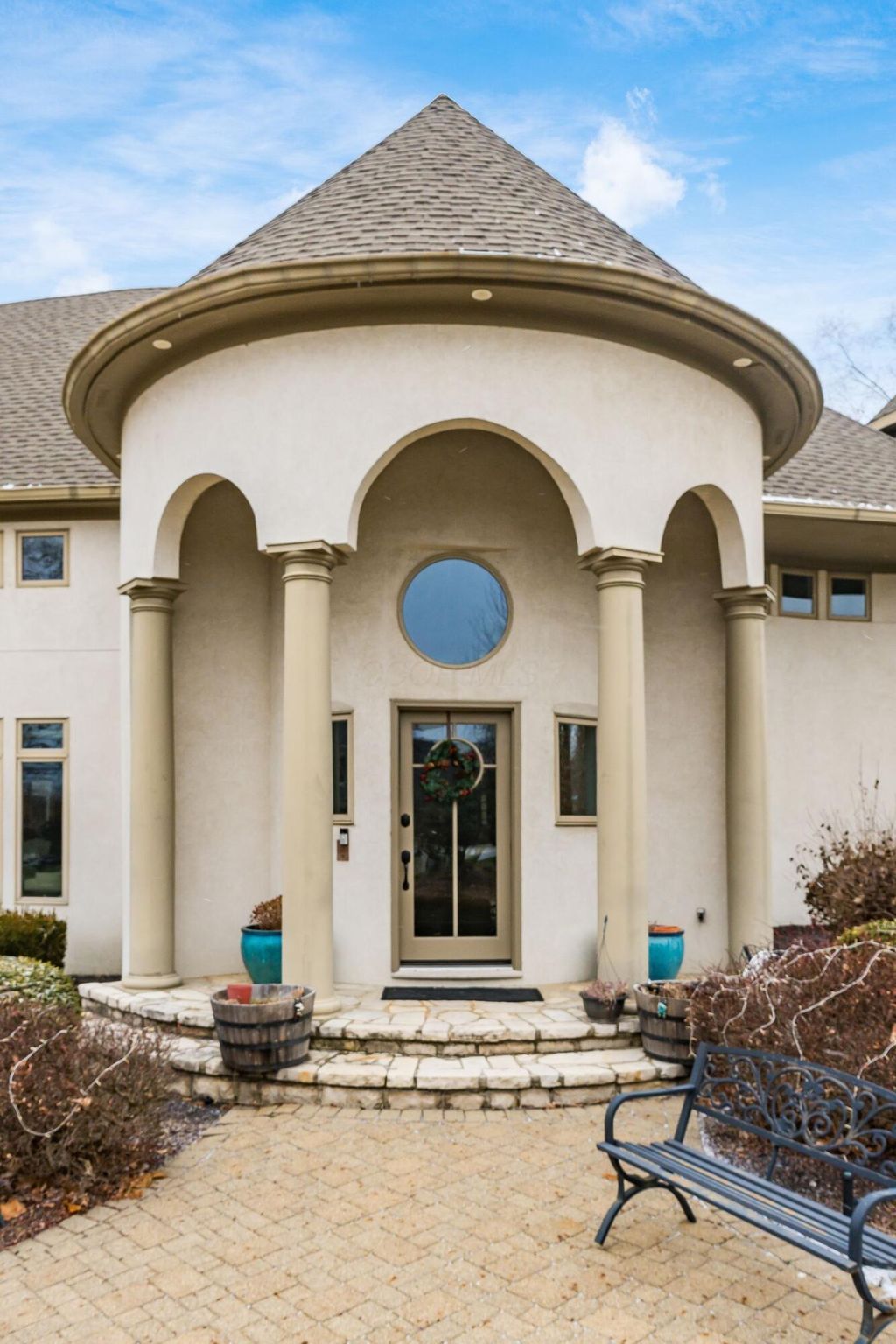 Photo of 4602 Sandwich Court, Dublin, OH 43016 (MLS # 226008893)