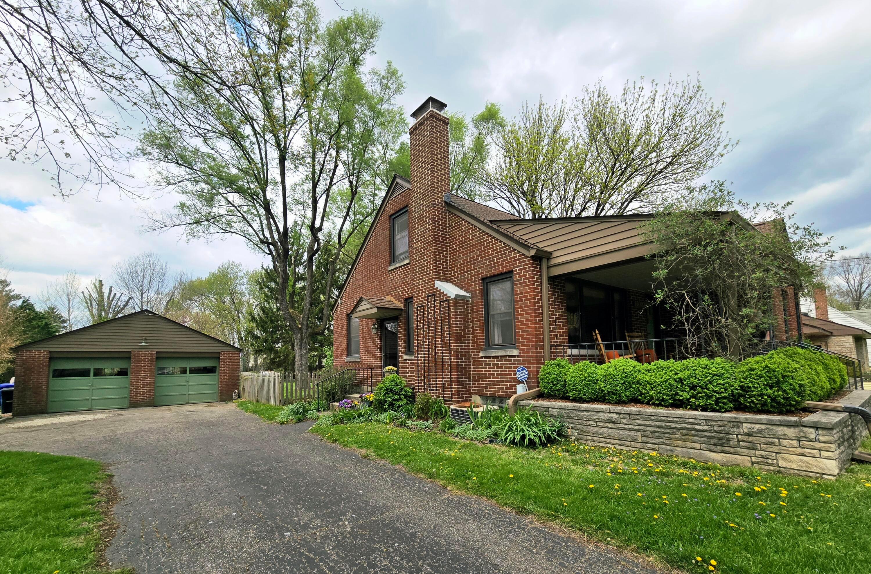 3003 Courtright Road