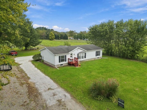 Photo of 726 Beech Street, Warsaw, OH 43844 (MLS # 226037449)