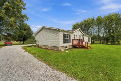 Tiny photo for 726 Beech Street, Warsaw, OH 43844 (MLS # 226037449)