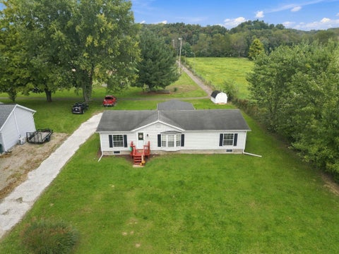 Tiny photo for 726 Beech Street, Warsaw, OH 43844 (MLS # 226037449)