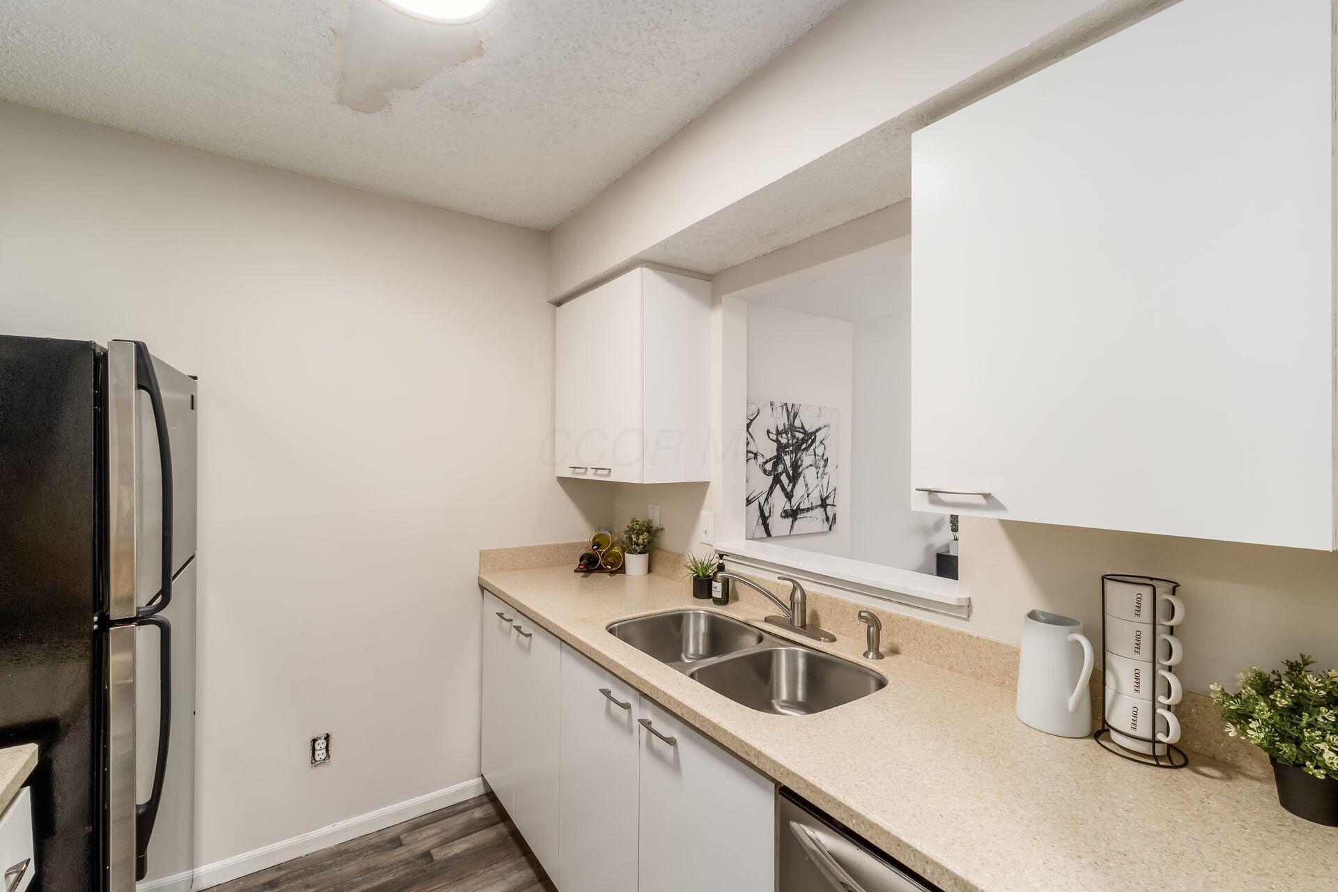 182 Macfalls Way # 17D