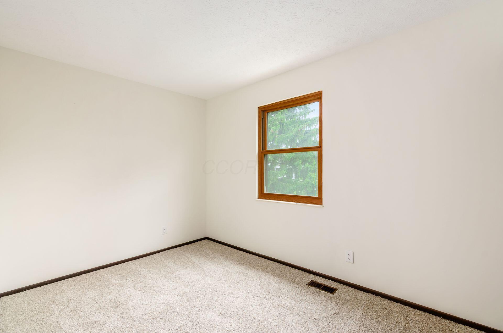 1672 Flat Rock Court, Columbus, Ohio image 30