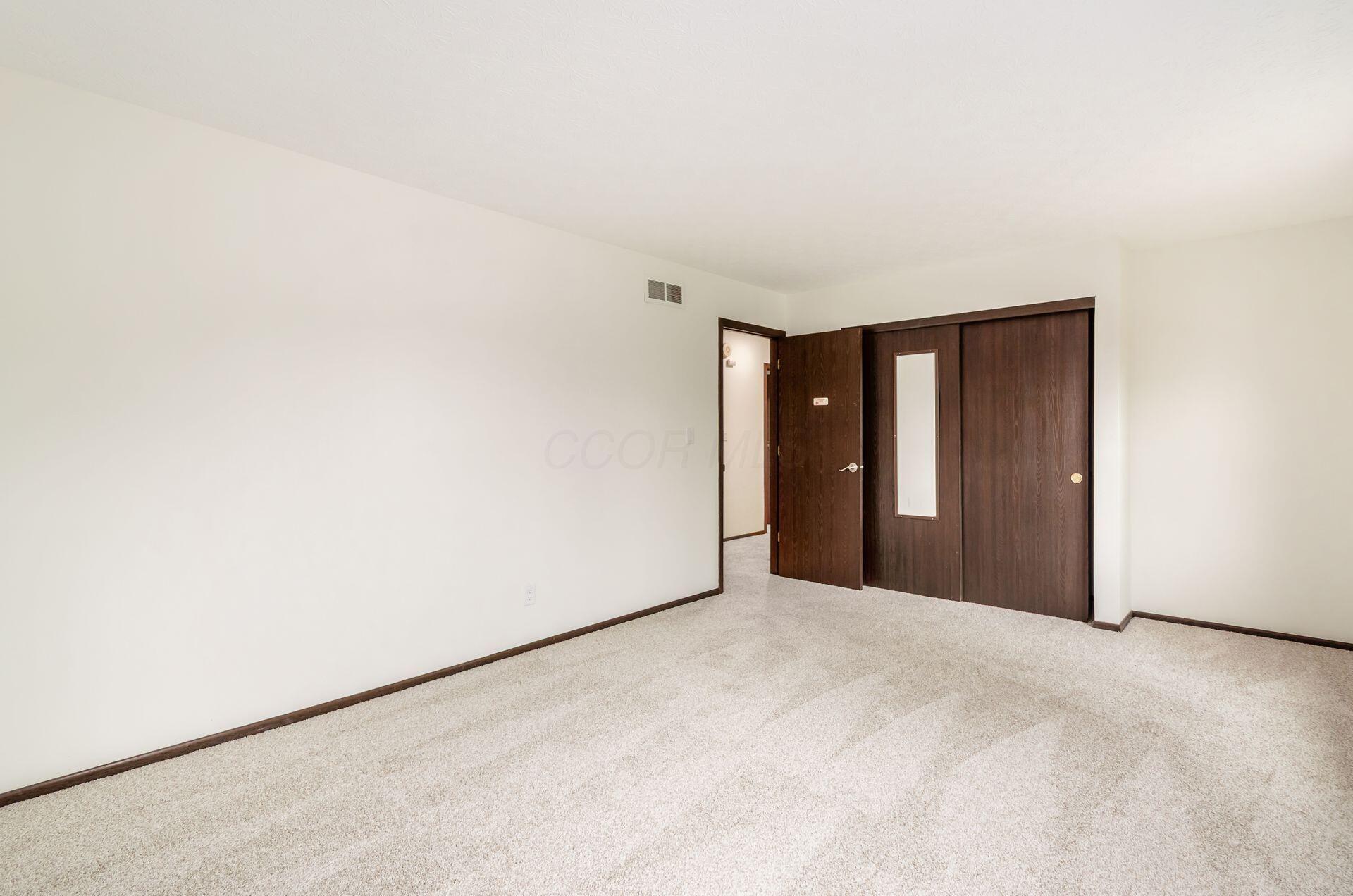 1672 Flat Rock Court, Columbus, Ohio image 27