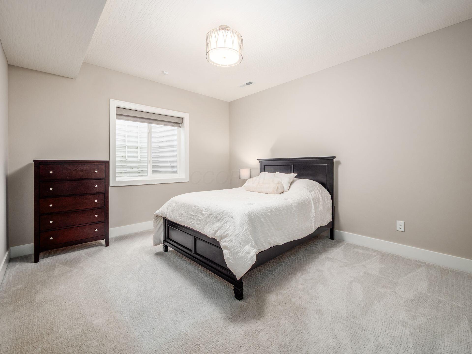 7026 Claymore Drive, Dublin, Ohio image 26