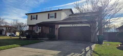 Tiny photo for 5399 Teakwood Court, Columbus, OH 43229 (MLS # 226000736)