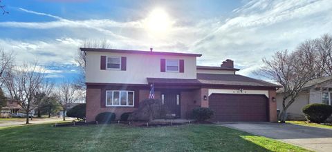 Photo of 5399 Teakwood Court, Columbus, OH 43229 (MLS # 226000736)