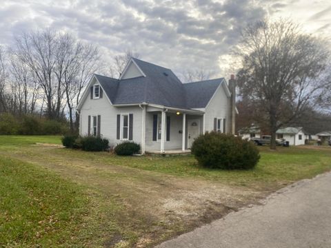 Photo of 830 Blaine Street, Greenfield, OH 45123 (MLS # 225044079)