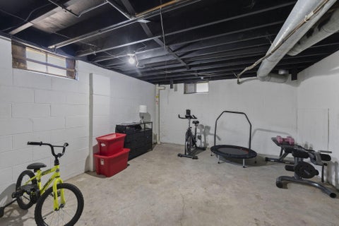 Tiny photo for 5029 Brinwood Place, Columbus, OH 43232 (MLS # 226034613)
