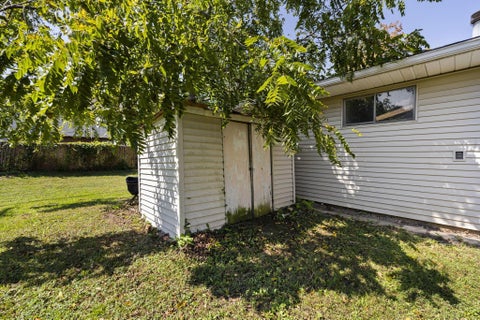Tiny photo for 5029 Brinwood Place, Columbus, OH 43232 (MLS # 226034613)
