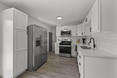 Tiny photo for 5029 Brinwood Place, Columbus, OH 43232 (MLS # 226034613)